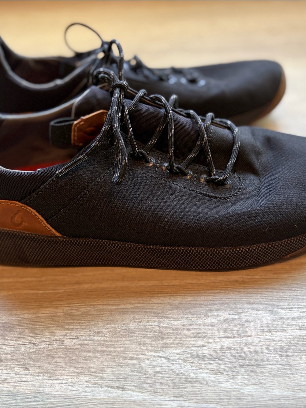 OluKai Nanea Li Men's Black Sneakers Size 10.5